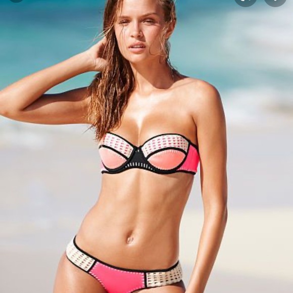 Victoria’s Secret flirt bandeau crochet bikini top 34b - Picture 4 of 14